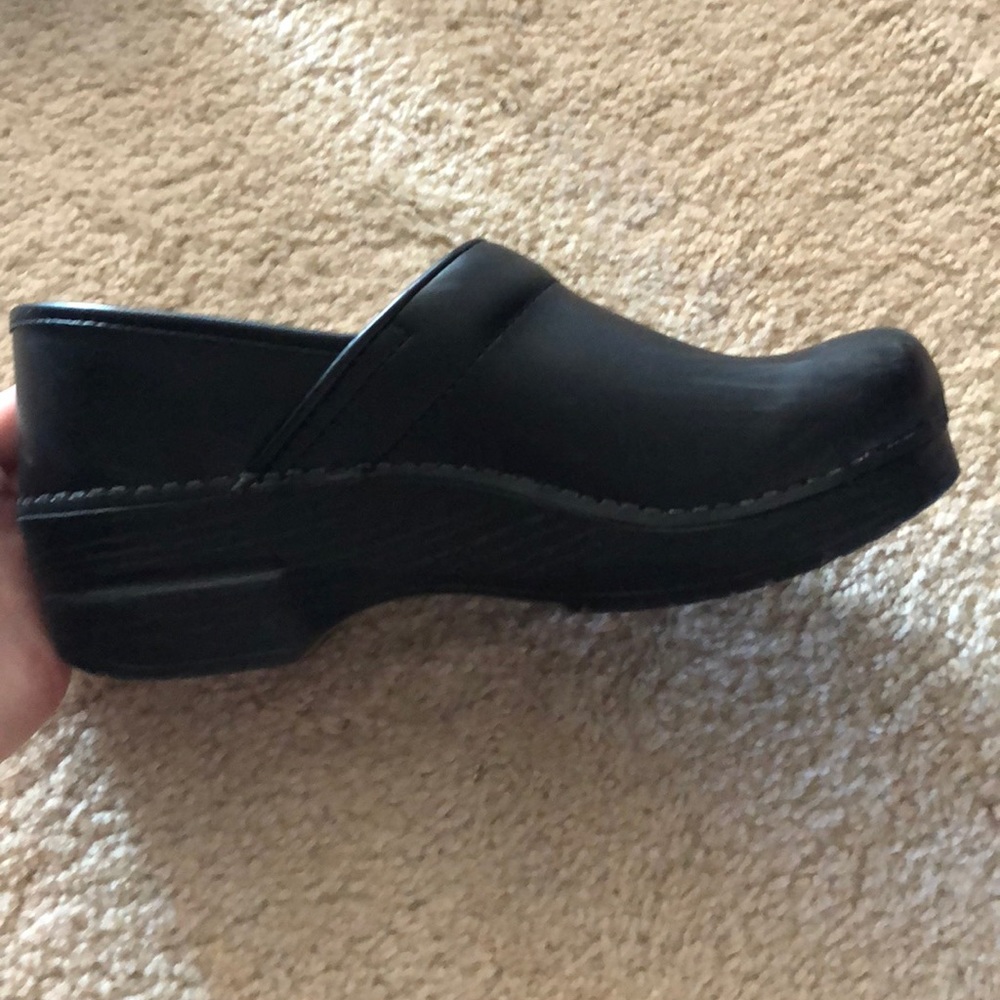 Dansko Clog. - image 6